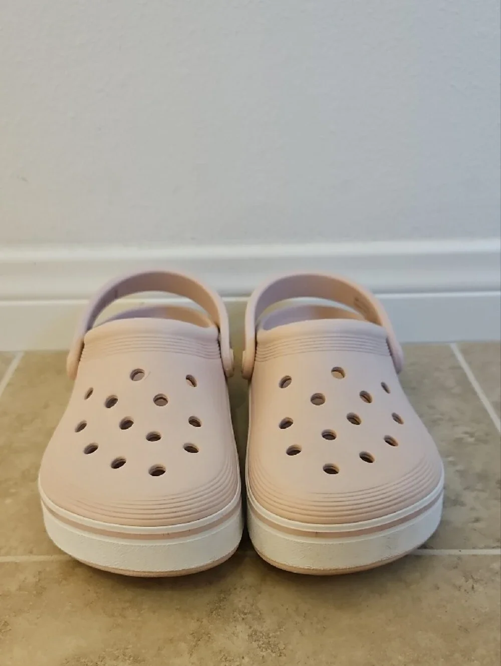 Crocs Kids Comfort Clogs in Pale Pink